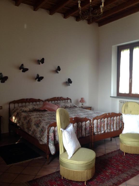 Bed And Breakfast Azienda Agricola Cascina Salazzara Magenta Esterno foto